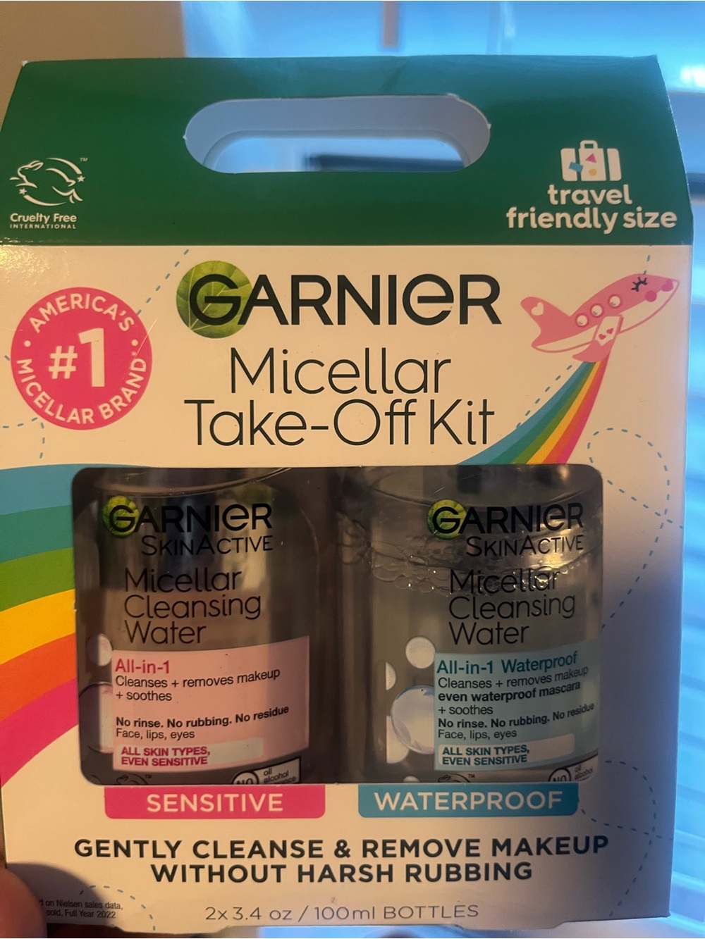 Garnier Micellar Cleansing Duo Kit (Green, Pink)